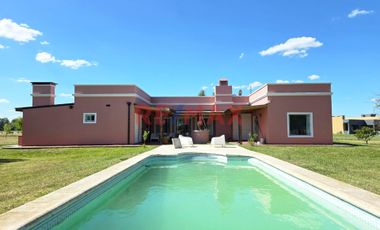 CASA 4 AMBIENTES VENTA CAÑUELAS 10400m2 c/PILETA
