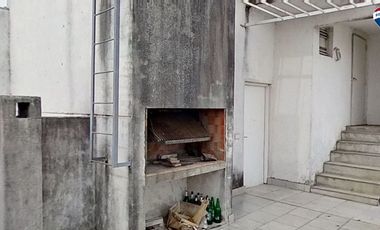 VENTA 2 AMB CASTELAR NORTE C/COCHERA