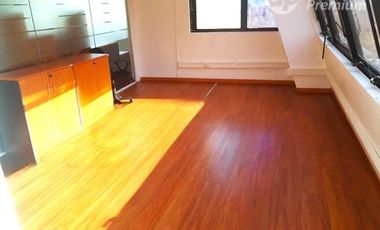 Oficina en Arriendo en Nueva Lyon  Providencia