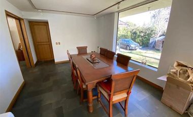 Casa en Venta en Lo Barnechea