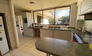 Casa en Venta en Lo Barnechea