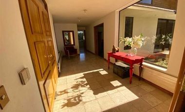 Casa en Venta en Lo Barnechea