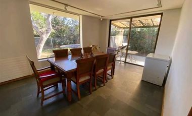 Casa en Venta en Lo Barnechea