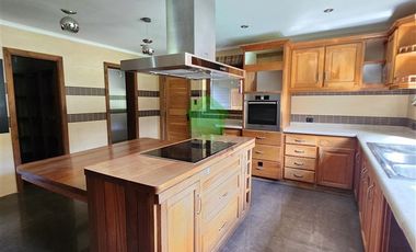 Casa en Arriendo en Pichihuape