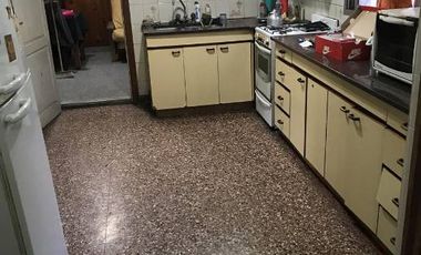 Casa para 2 Familias en venta en Quilmes Oeste