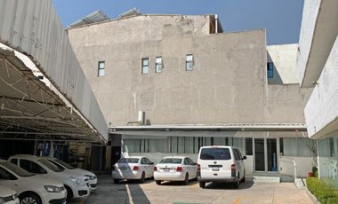 #Renta Local Comercial en Esquina, Satélite, Naucalpan