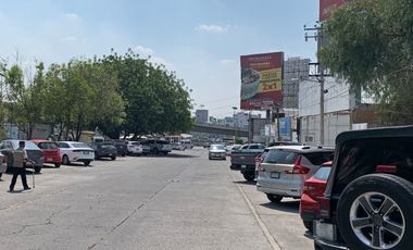 #Renta Local Comercial en Esquina, Satélite, Naucalpan