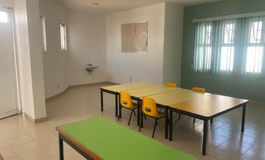 En renta propiedad ideal para Kinder, consultorio, oficinas, núcleo médico en Tlajomulco