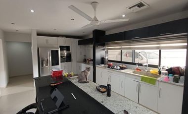 CASA EN RENTA SEMI AMUEBLADA EN REAL DEL NOGALAER