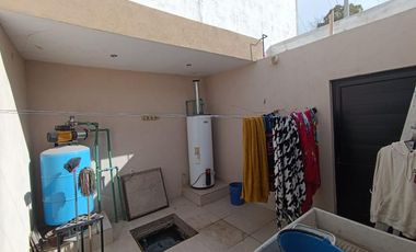 CASA EN RENTA SEMI AMUEBLADA EN REAL DEL NOGALAER
