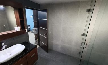 CASA EN RENTA SEMI AMUEBLADA EN REAL DEL NOGALAER