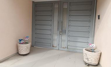 CASA EN RENTA SEMI AMUEBLADA EN REAL DEL NOGALAER