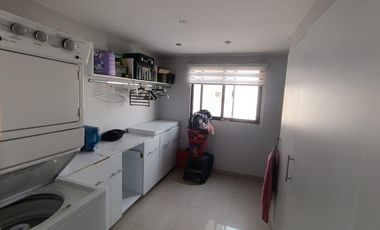 CASA EN RENTA SEMI AMUEBLADA EN REAL DEL NOGALAER