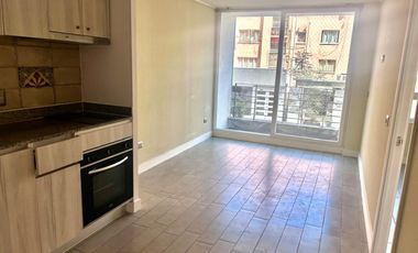 Metro Santa Ana Arriendo departamento 1 Dorm 1 Baño