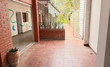 Importante propiedad ideal centro médico o educativo en San Martín al 3100, SMT