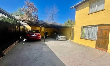 MACUL, J.M. CARRERA, PASAJE CERRADO