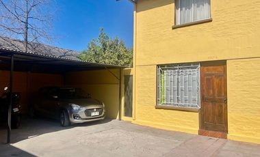 MACUL, J.M. CARRERA, PASAJE CERRADO