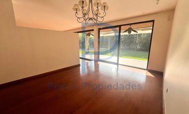 HERMOSA CASA MEDITERRANEA EN CONDOMINIO SEGURIDAD 24/7