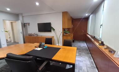 Oficina en  block en San Isidro
