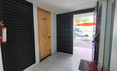 Edificio de dos pisos en Venta, Avenida Gustavo Baz