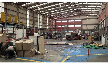 BODEGA DE 2.646 M² EN VENTA, VA SIBERIA , PARQUE INDUSTRIAL