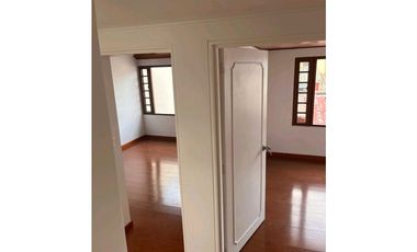 CASA USO COMERCIAL . RESIDENCIAL 142