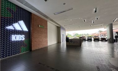 ESPECTACULAR LOCAL ESQUINERO CHIPICHAPE EN ARRIENDO