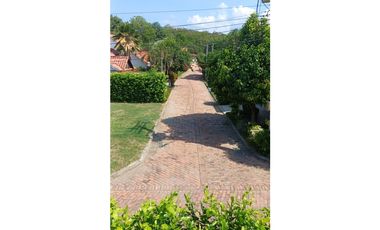 VENTA CASA GIRARDOT