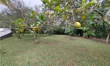 Venta de Casa Campestre con Piscina Privada en La Mesa Cundi