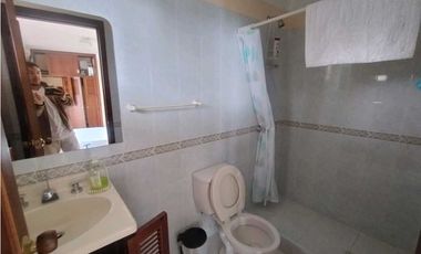Venta de Casa Campestre con Piscina Privada en La Mesa Cundi