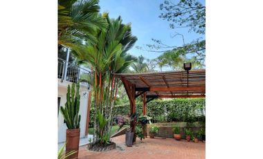 VENTA ESPECTACULAR CASA CAMPESTRE VIA RESTREPO VILLA VALERIA