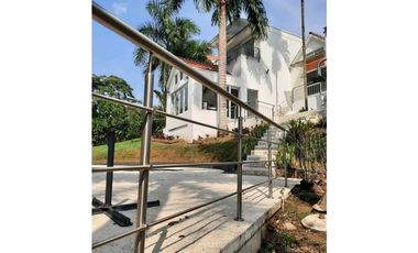 VENTA ESPECTACULAR CASA CAMPESTRE VIA RESTREPO VILLA VALERIA