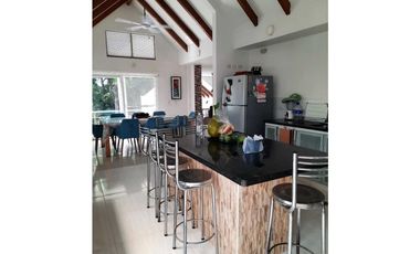 VENTA ESPECTACULAR CASA CAMPESTRE VIA RESTREPO VILLA VALERIA