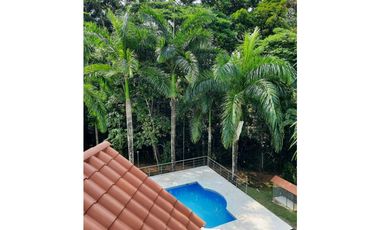 VENTA ESPECTACULAR CASA CAMPESTRE VIA RESTREPO VILLA VALERIA