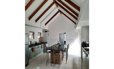 VENTA ESPECTACULAR CASA CAMPESTRE VIA RESTREPO VILLA VALERIA