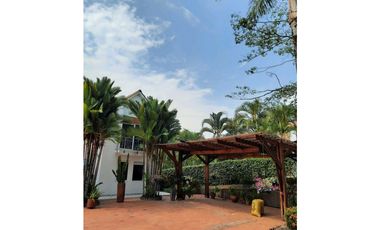 VENTA ESPECTACULAR CASA CAMPESTRE VIA RESTREPO VILLA VALERIA