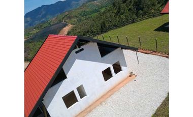 Vendo Cabaña con Lote 2000 Mts San Vicente