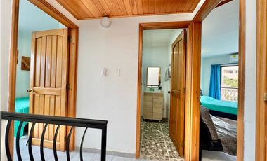 Apartamento con permiso turístico a una cuadra de la playa en bello ho