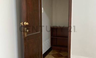 OCASION ALQUILER  DE OFICINA EN EL CORAZON DEL CENTRO DE LIMA