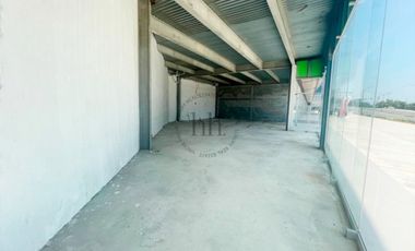 Local en venta Plaza Elysium,  Avenida Fundadores Monterrey N.L.