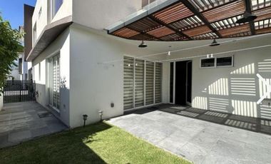 Casa en condominio en  Renta en La Concordia Metepec