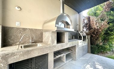 HERMOSA CASA EN RENTA EN BOSQUE REAL