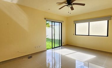 Renta Casa en Conkal con piscina