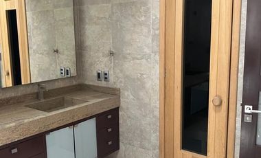 SE VENDE CASA EN Privada Portón de las Flores, Lomas Country Club, Miguel Hidalgo, Huixquilucan, México, 52779, MEX