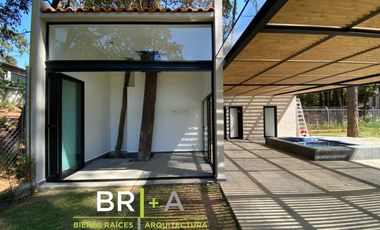 Hermosa casa moderna en Avándaro.