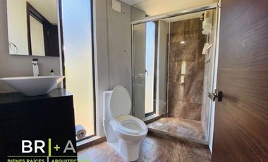 Casa en venta con vista espectacular al lago.