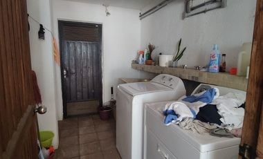 Excelente propiedad con acceso al lago en zona de Avándaro.