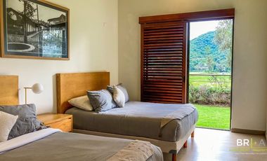 Casa en venta con acceso al lago en La Peña.