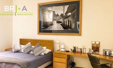 Casa en venta con acceso al lago en La Peña.