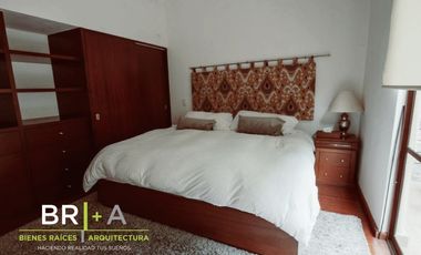 Casa en exclusivo condominio en la Peña  con acceso y vista al lago.
